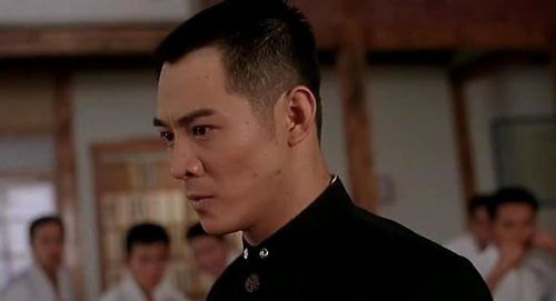 精武门的演员表李连杰_精武门的演员表李连杰扮演谁